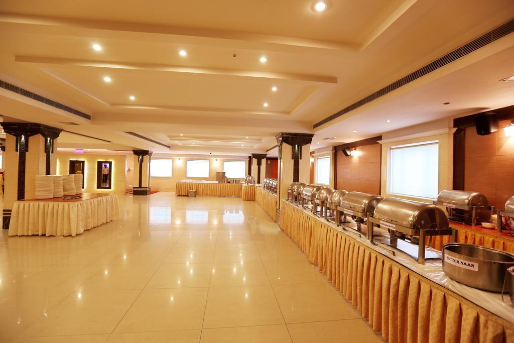 Hotel Swagath Grand Nagole Hyderabad Exterior foto