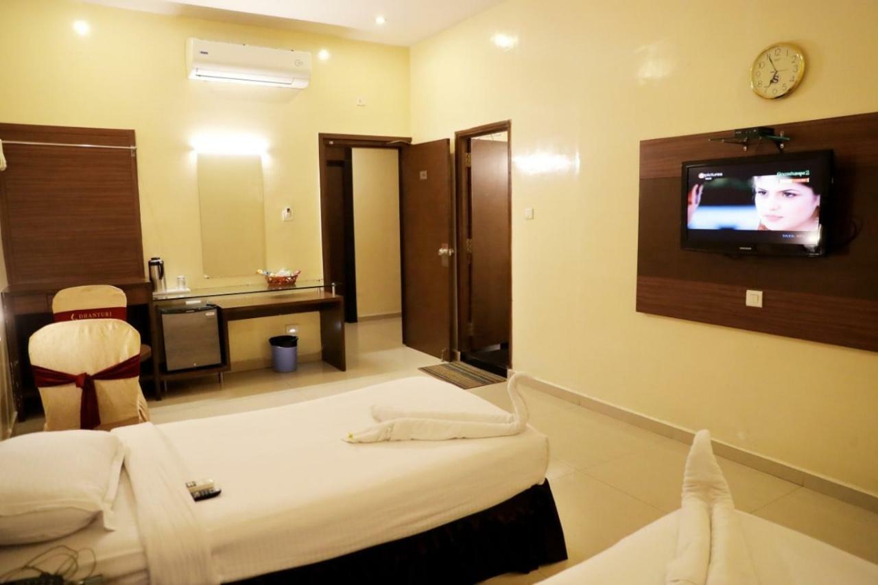 Hotel Swagath Grand Nagole Hyderabad Exterior foto